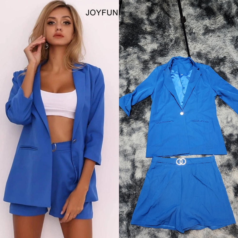 Single button blazer with ring detail shorts
